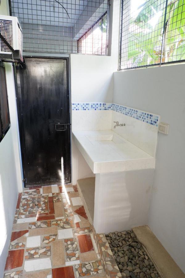 Tlshaw Homestay General Luna  Exterior foto