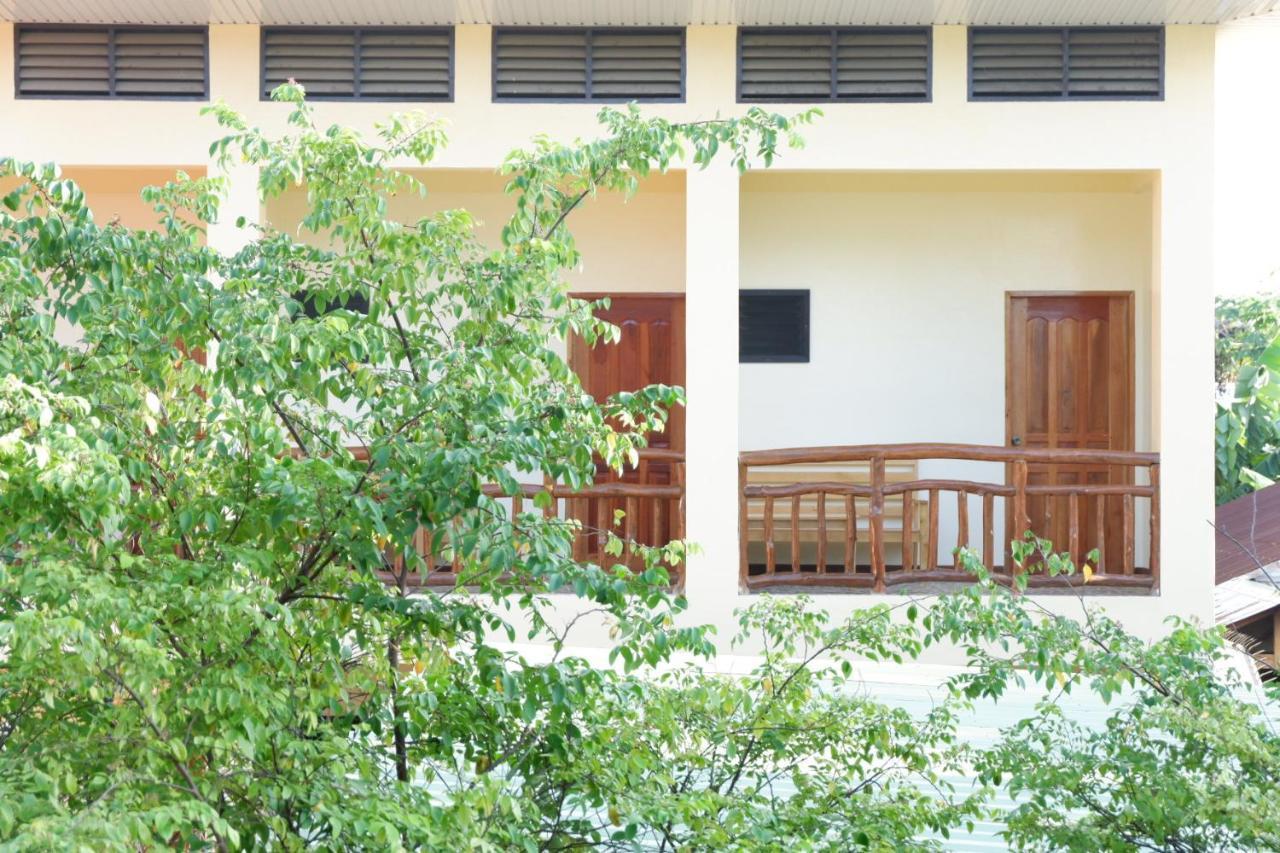 Tlshaw Homestay General Luna  Exterior foto