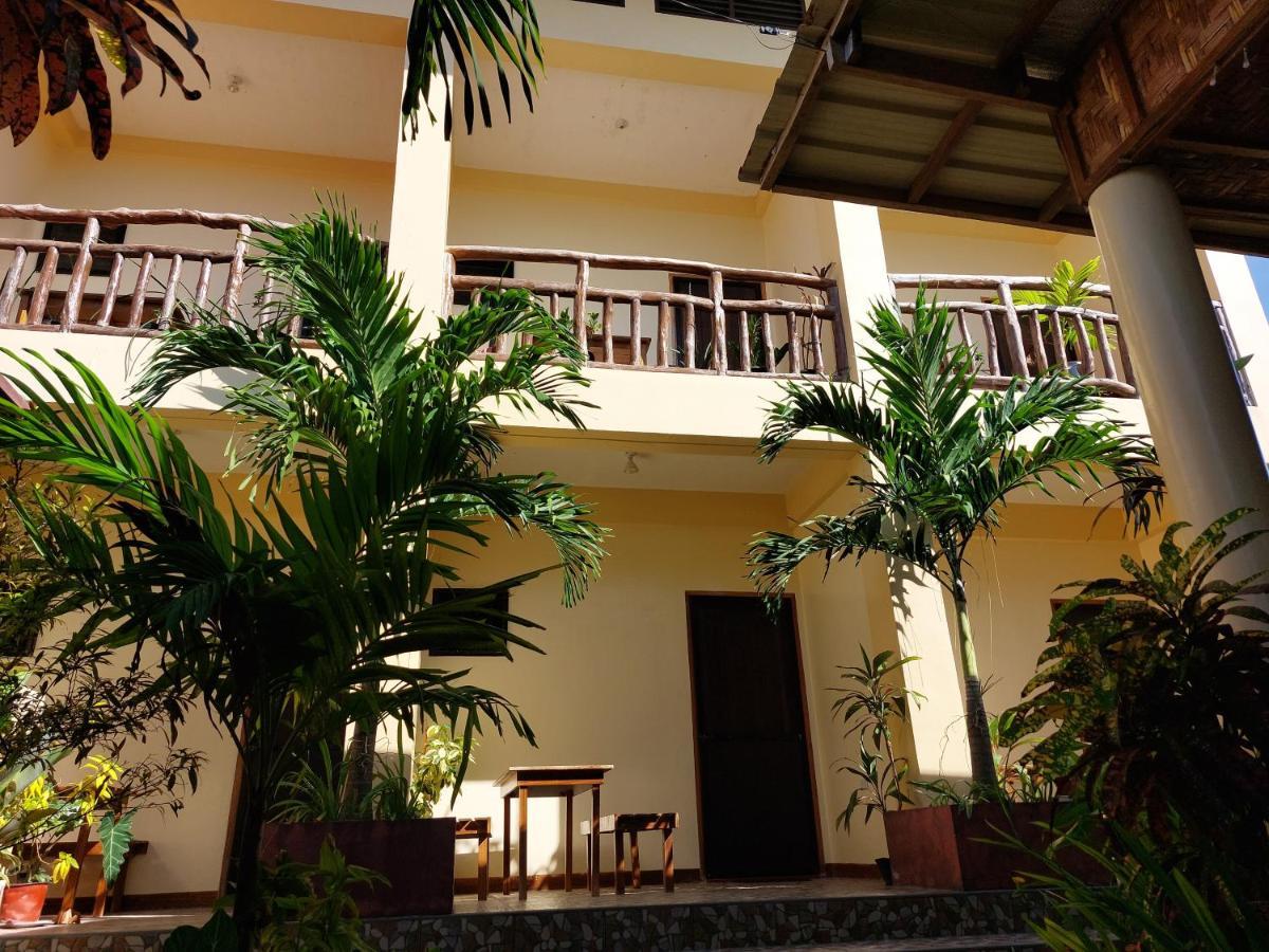 Tlshaw Homestay General Luna  Exterior foto